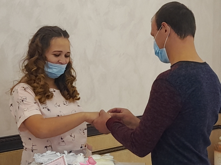 150 браков с начала года зарегистрировано в Могочинском районе Zабайкалья